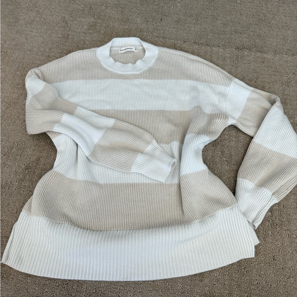 Women’s fall trendy sweater!